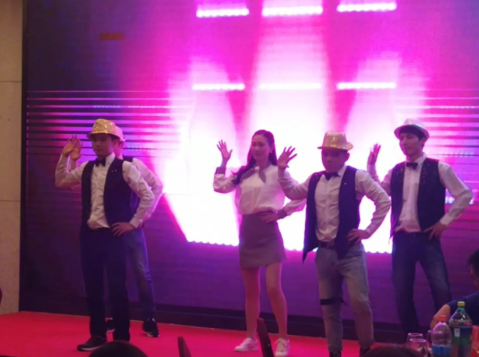 相聚鵬基，歌舞迎新春 共譜新藍(lán)圖！